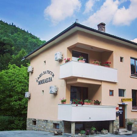 Guest House Mikaela Gabrovo Exterior foto